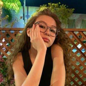 Meet your Posher, Togzhan